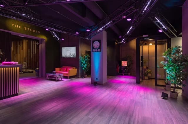 THE STUDIO - imagen 17