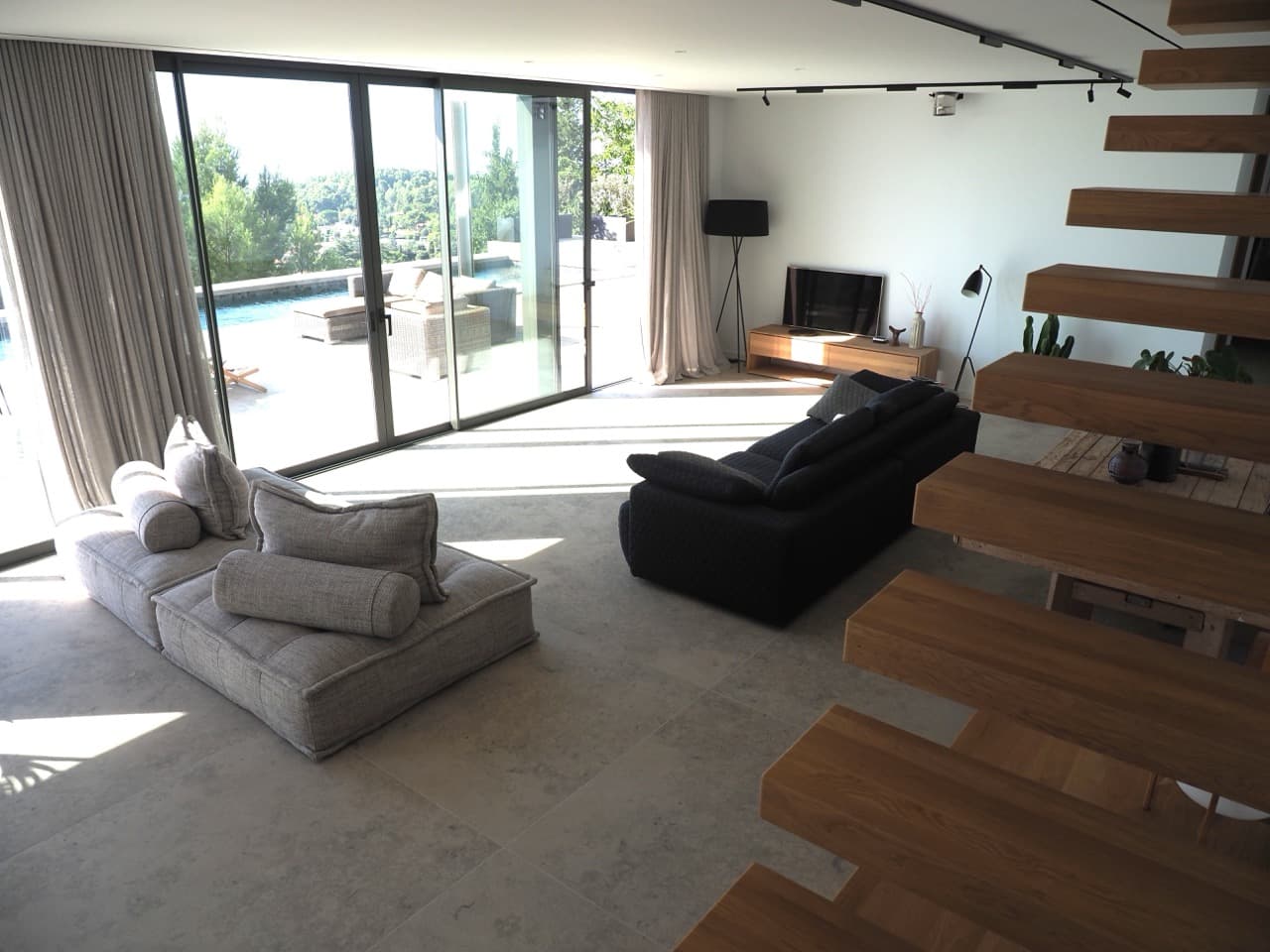 Villa con Piscina Infinity y Vistas - imagen 15