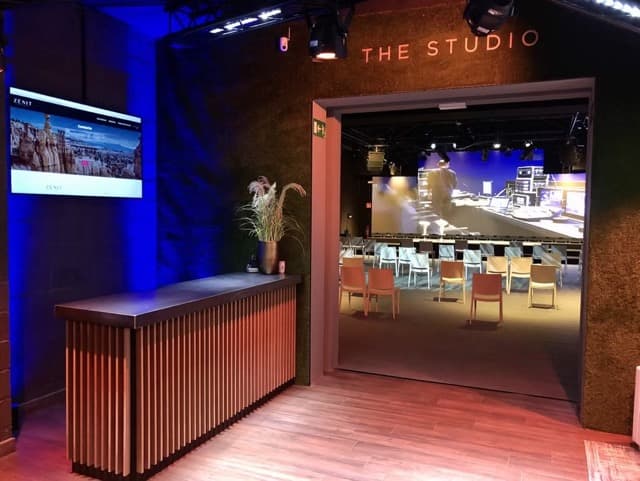 THE STUDIO - imagen 6