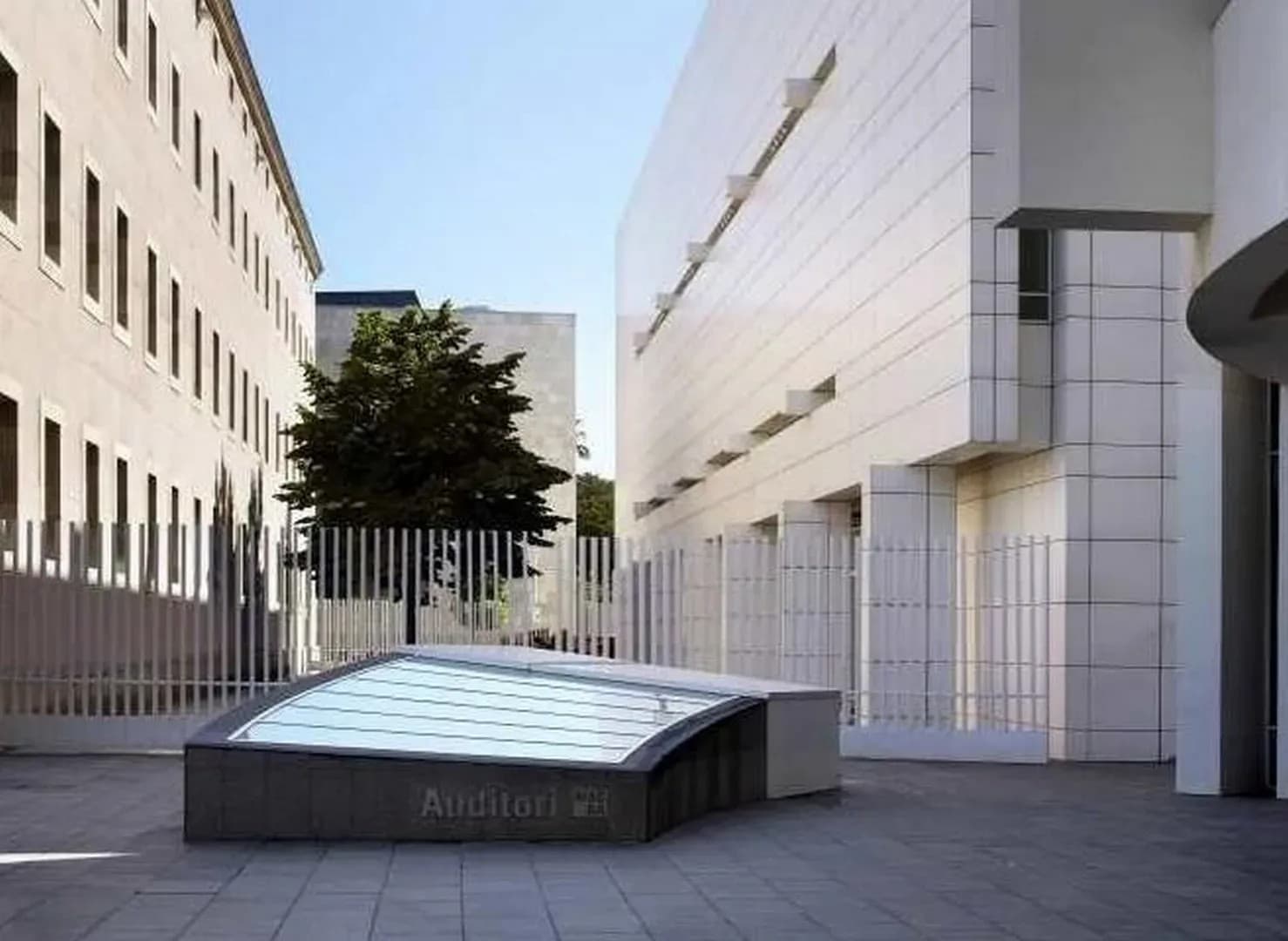 MACBA - EDIFICIO MEIER - imagen 10