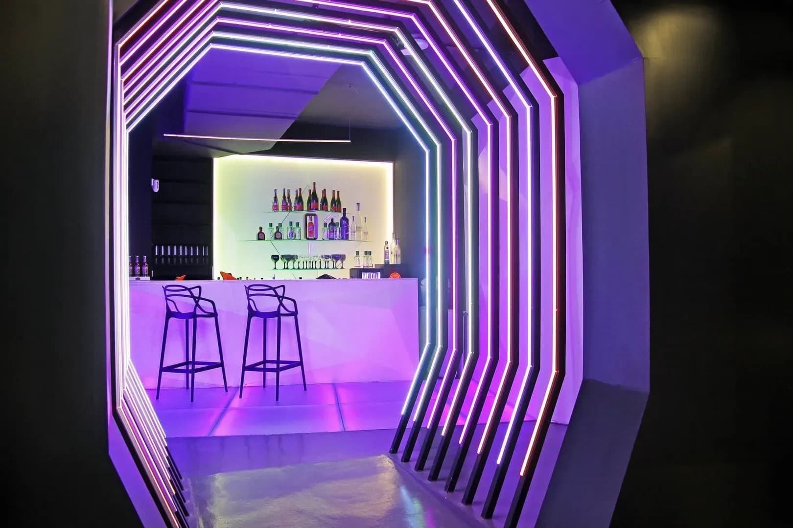 SHOWROOM FASHION BAR - imagen 8