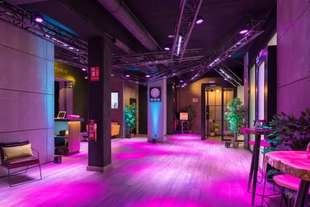 THE STUDIO - imagen 9