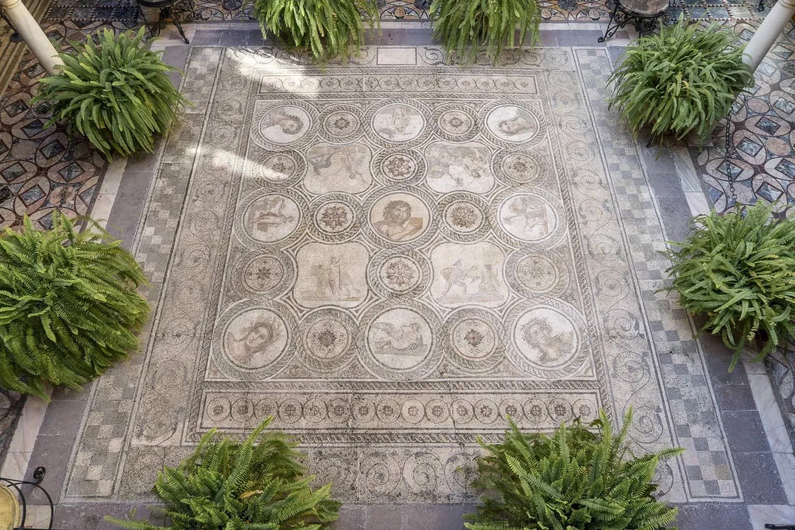 CASA PALACIO DE LA CONDESA DE LEBRIJA - imagen 17